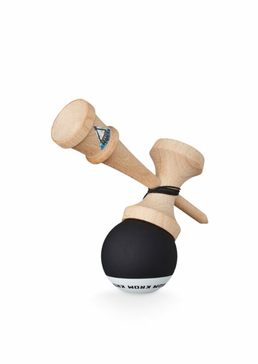 kendama_krom_pop_black_lunar