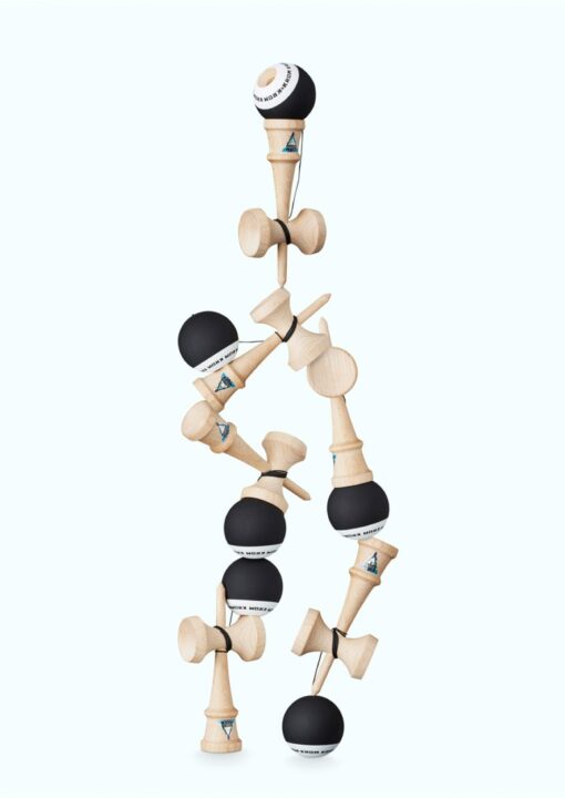 kendama_krom_pop_black_tree