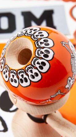 kendama_krom_jody_barton_skeleton_orange_bevel