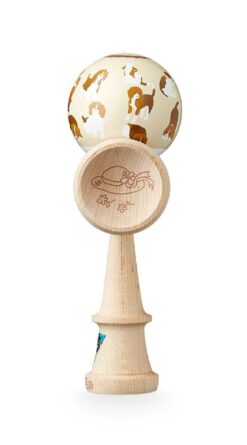 kendama_krom_sosohan_beagle_side