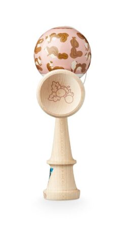 kendama_krom_sosohan_chipmunk_side