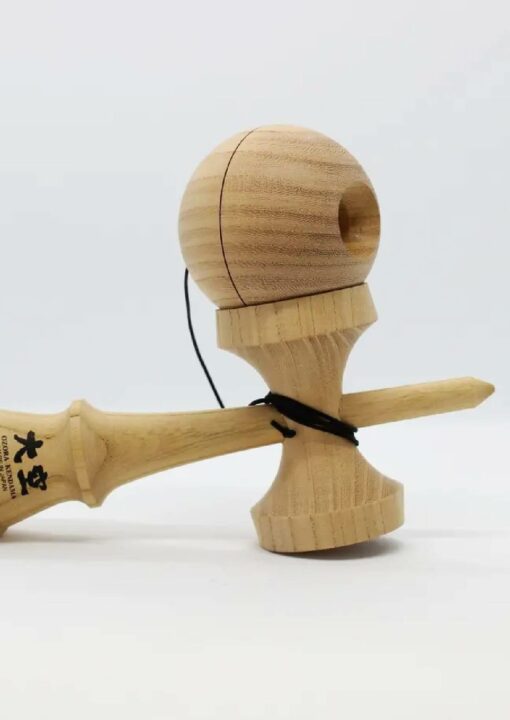 kendama_ozora_reshape_3_keyaki_spike