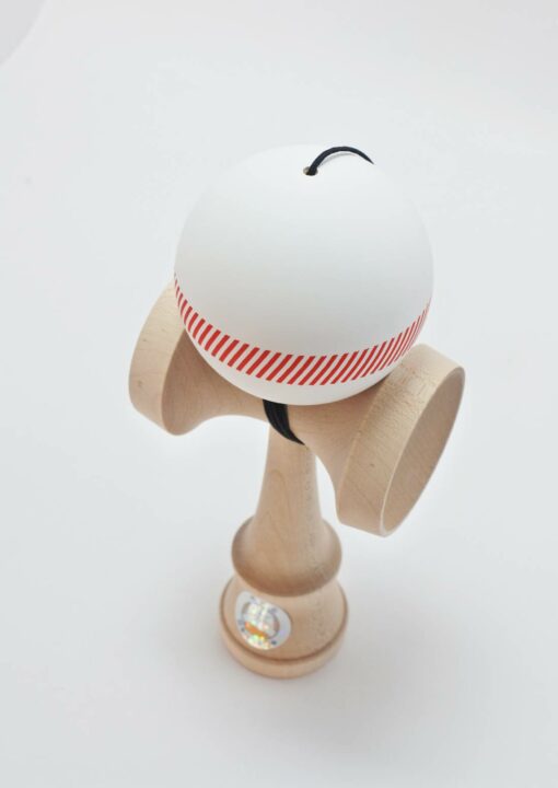 kendama_ozora_reshape_3_stripe_white_tama_new