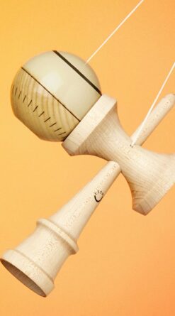 kendama_krom_gas_cream_full