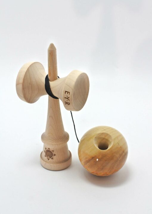 kendama_sol_kevin_desoto_promodel_1_5_hole