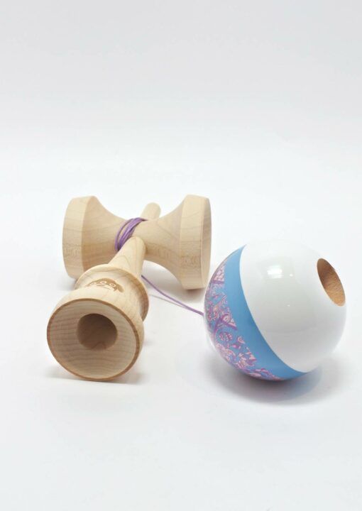 kendama_sol_rakugaki_collab_pink_blue_hole