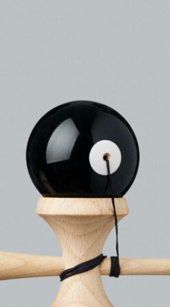 kendama_krom_pop_lol_black_top