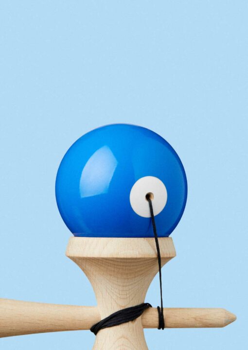 kendama_krom_pop_lol_dark_blue_top