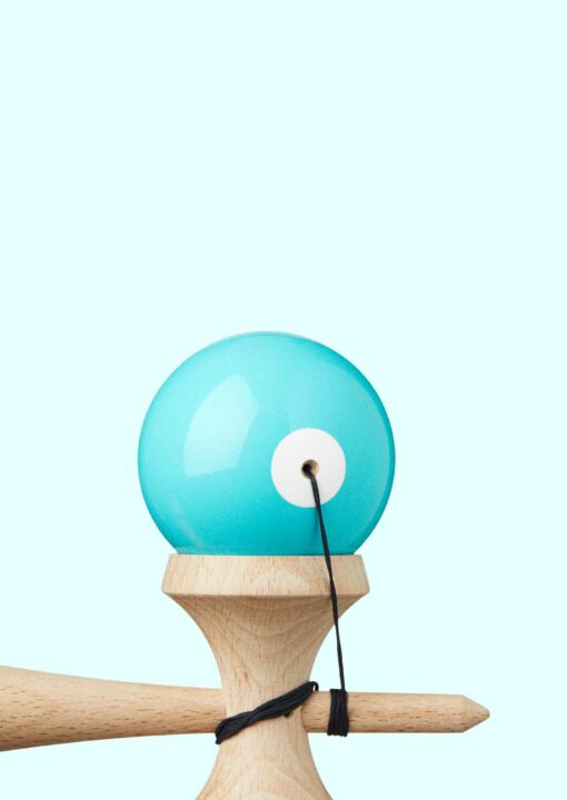 kendama_krom_pop_lol_sky_blue_top