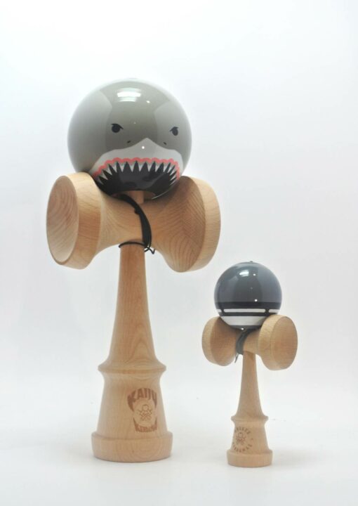 kendama_sweets_kaiju_megalodon_compare_new