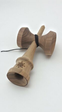 kendama_sol_ken_only_walnut_hole