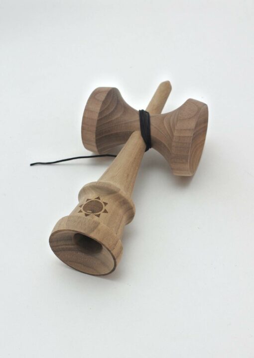 kendama_sol_ken_only_walnut_hole