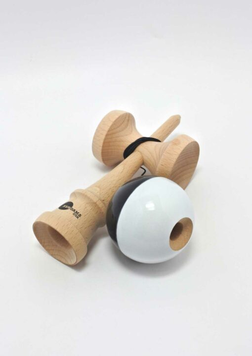 kendama_usa_half_split_nova_shape_black_white_hole