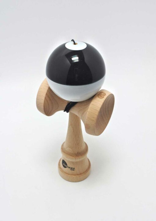 kendama_usa_half_split_nova_shape_black_white_tama