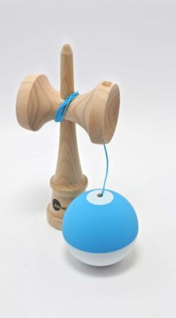 kendama_usa_half_split_nova_shape_blue_white_ken