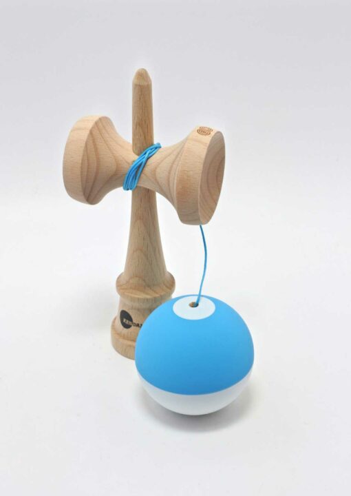 kendama_usa_half_split_nova_shape_blue_white_ken