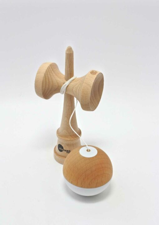 kendama_usa_half_split_nova_shape_natty_white_cup