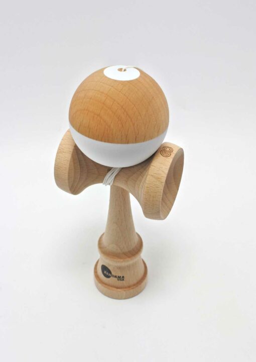 kendama_usa_half_split_nova_shape_natty_white_tama