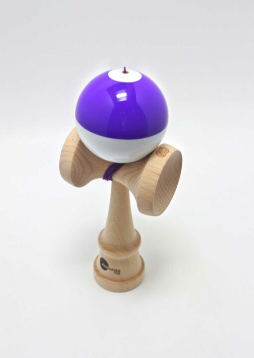 kendama_usa_half_split_nova_shape_purple_white_tama