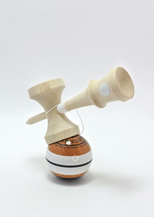 kendama_nativ_trail_white_lunar