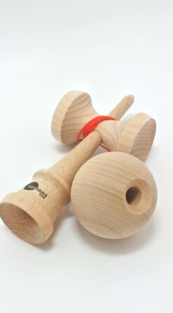 kendama_usa_natural_hetre_hole