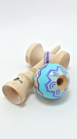 kendama_usa_kaizen_nova_hex_aqua_hole