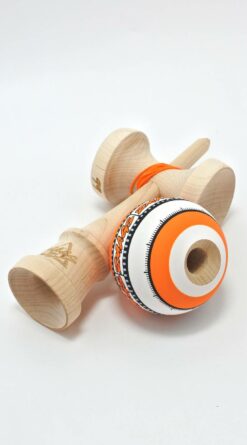 kendama_usa_zack_magnusson_promodel_nova_silk_hole