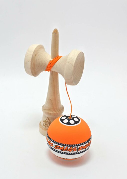 kendama_usa_zack_magnusson_promodel_nova_silk_ken