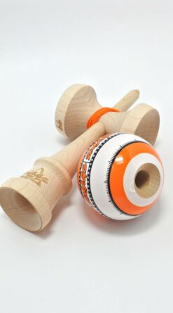 kendama_usa_zack_magnusson_promodel_nova_sticky_hole