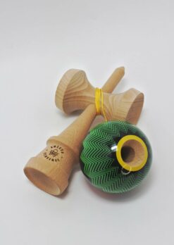 kendama_sweets_sumo_red_necked_tanager_hole