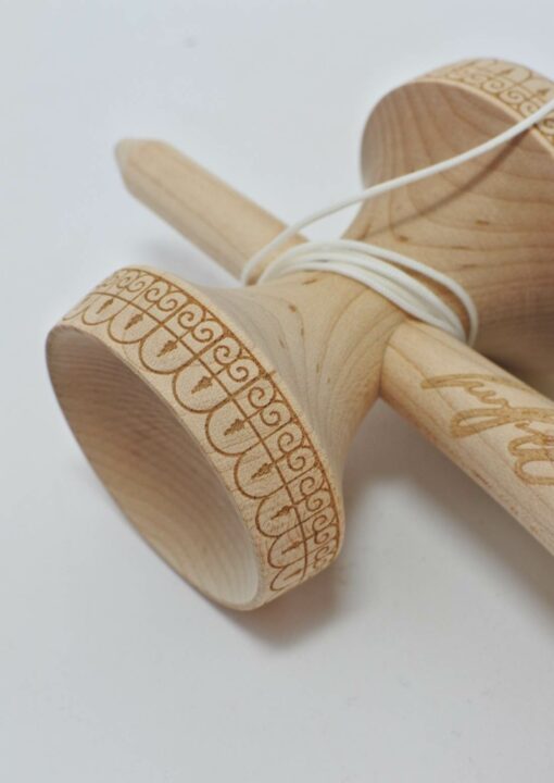 kendama_sweets_juzzy_carter_signature_ratio_engraving