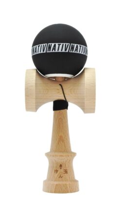 kendama_nativ_shaolin_black_white_face