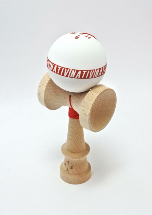 kendama_nativ_shaolin_white_red_01