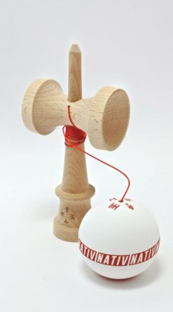 kendama_nativ_shaolin_white_red_03