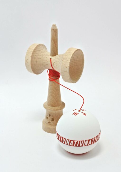 kendama_nativ_shaolin_white_red_03