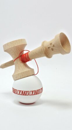 kendama_nativ_shaolin_white_red_05