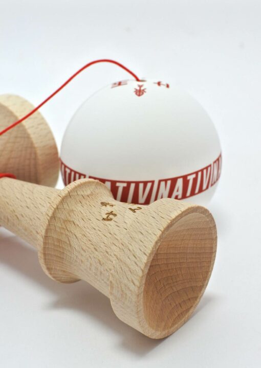 kendama_nativ_shaolin_white_red_06