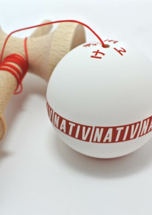 kendama_nativ_shaolin_white_red_07