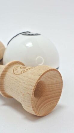 kendama_sweets_starter_white_05